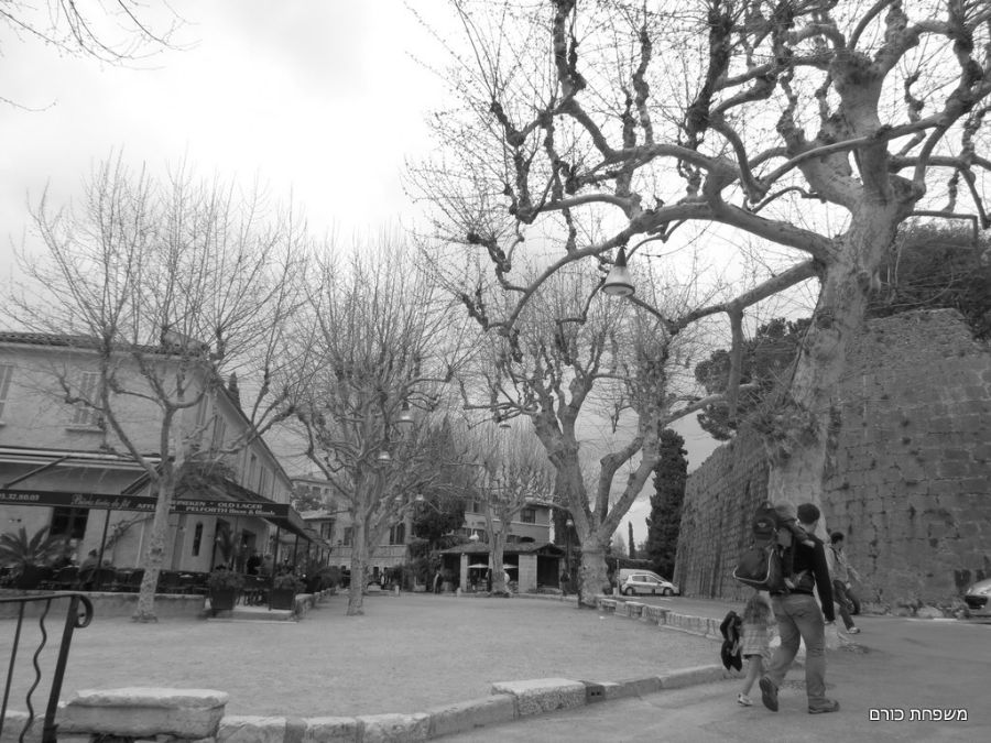 יעלה ויוחאי בכניסה ל Saint Paul De Vence 