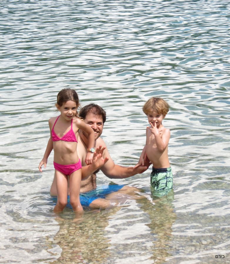 רחצה באגם בלד