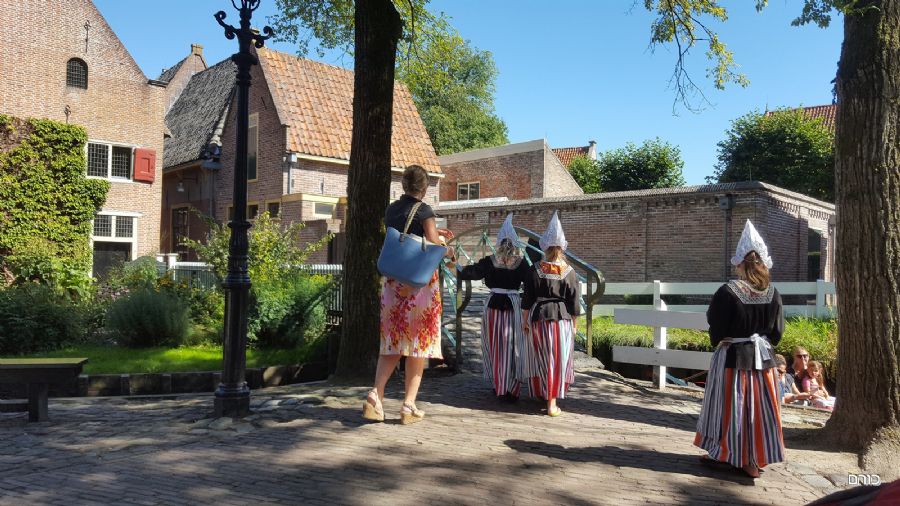 תלבושות מסורתיות באיינקבאוזן