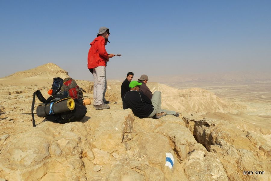 תצפית מעל עין שביב