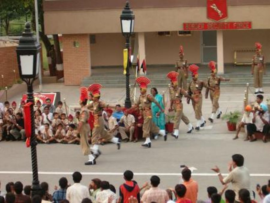 The shifts swapping at the border