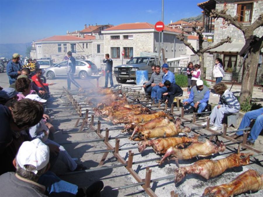 צליית בשר כבש לכבוד פסחא