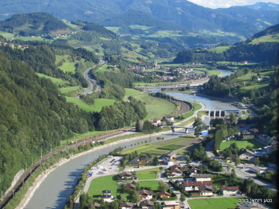 תצפית מהטירה