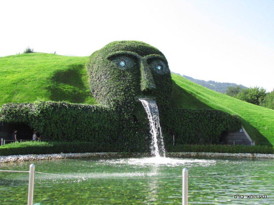 עולם הקריסטלים של סברובסקי