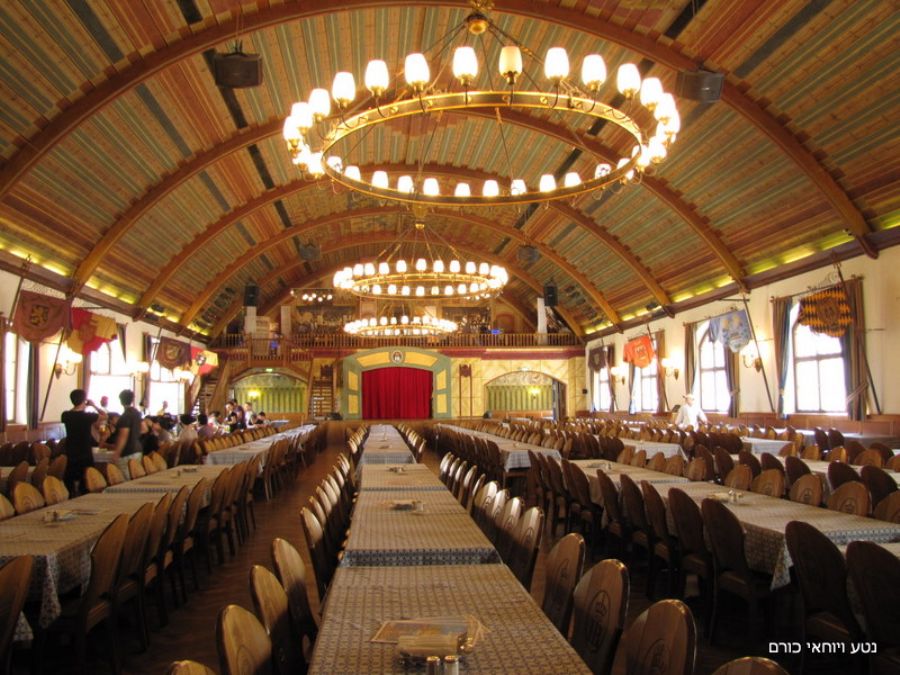 בית בירה מבפנים. חכו תראו מה קורה שם בערב