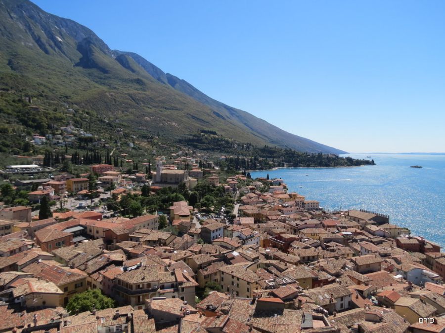 הנוף הנשקף מ castello Scaligero