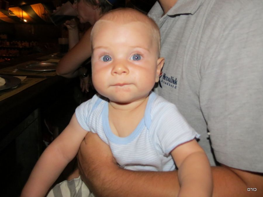 גם עופרי משתתף במשתה